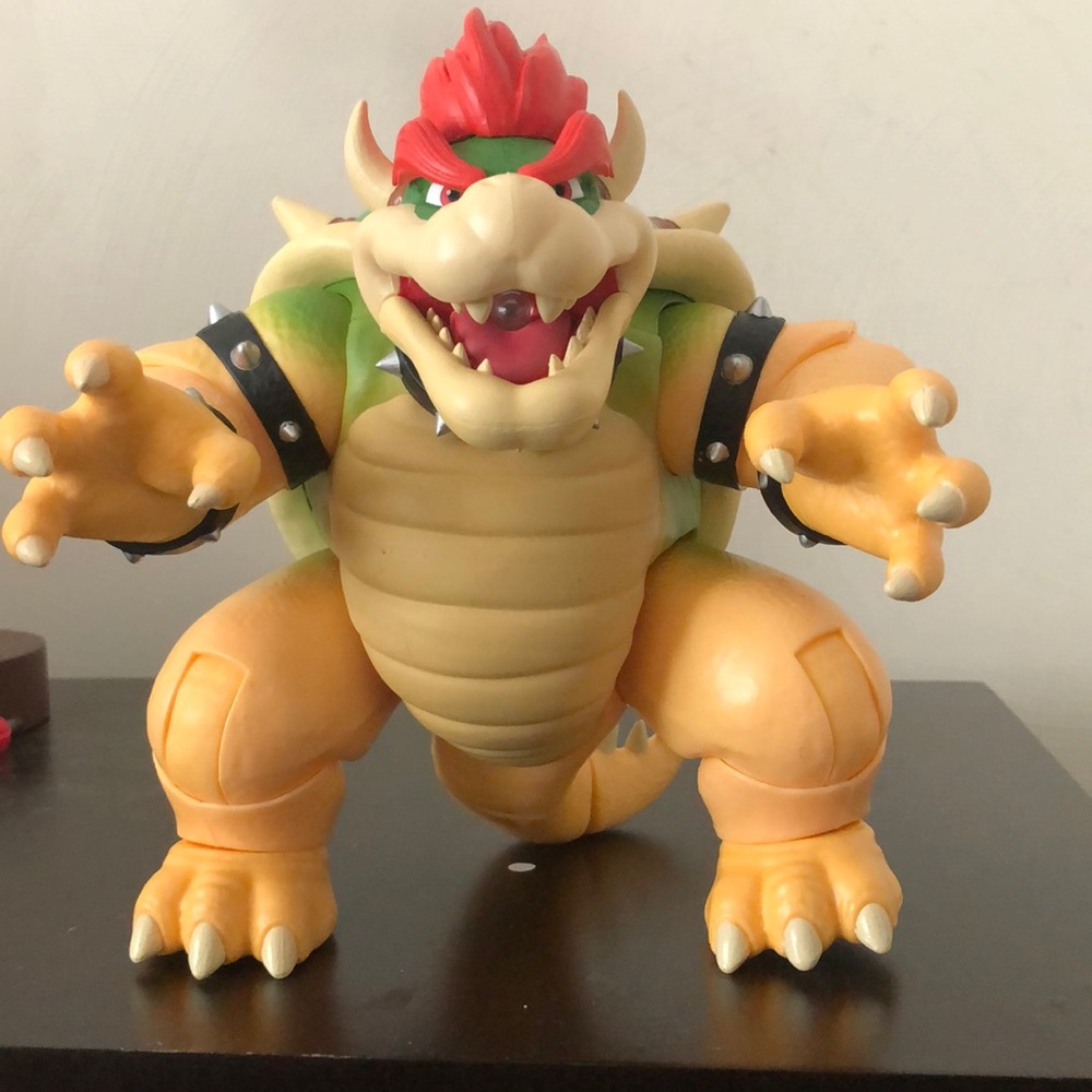 Super Mario Bowser Action Figure